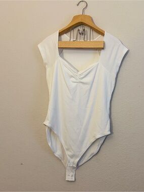 Old Navy White Bodysuit Crewneck Tee Ribbed